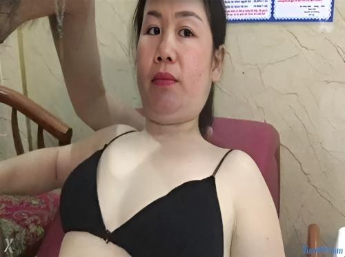Làm quen được chị trong quán nhậu....